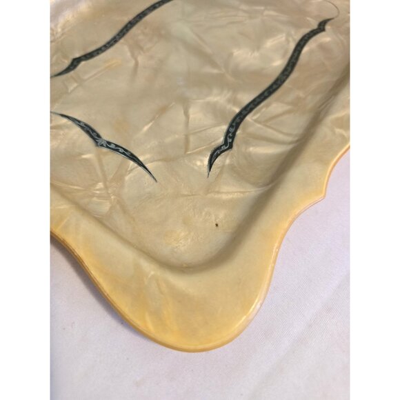 Vintage Decorative Tray Marbled Beige Black Scalloped Edge Vanity Girly Decor - Picture 5 of 7